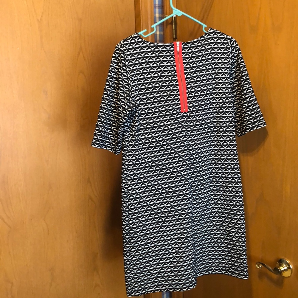 Symmetrical Pattern Dress Elbow length sleeve